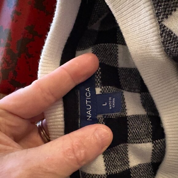 Nautica navy and white sweater - Picture 5 of 7